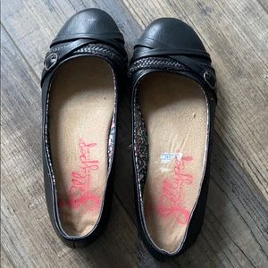 Black memory foam flats